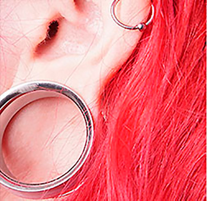      How to look like ears with tunnels