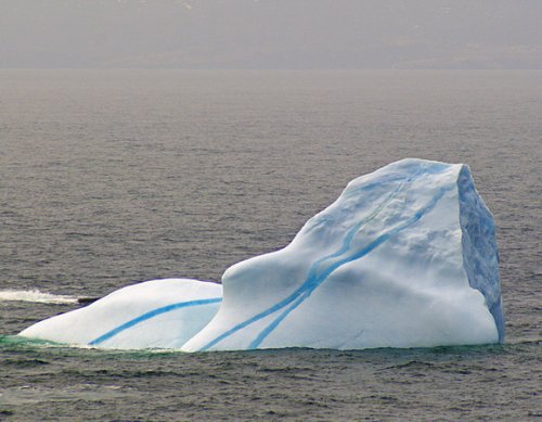    In the world of ice V mire l'da En el mundo de hielo Nel mondo di ghiaccio In der Welt von Eis