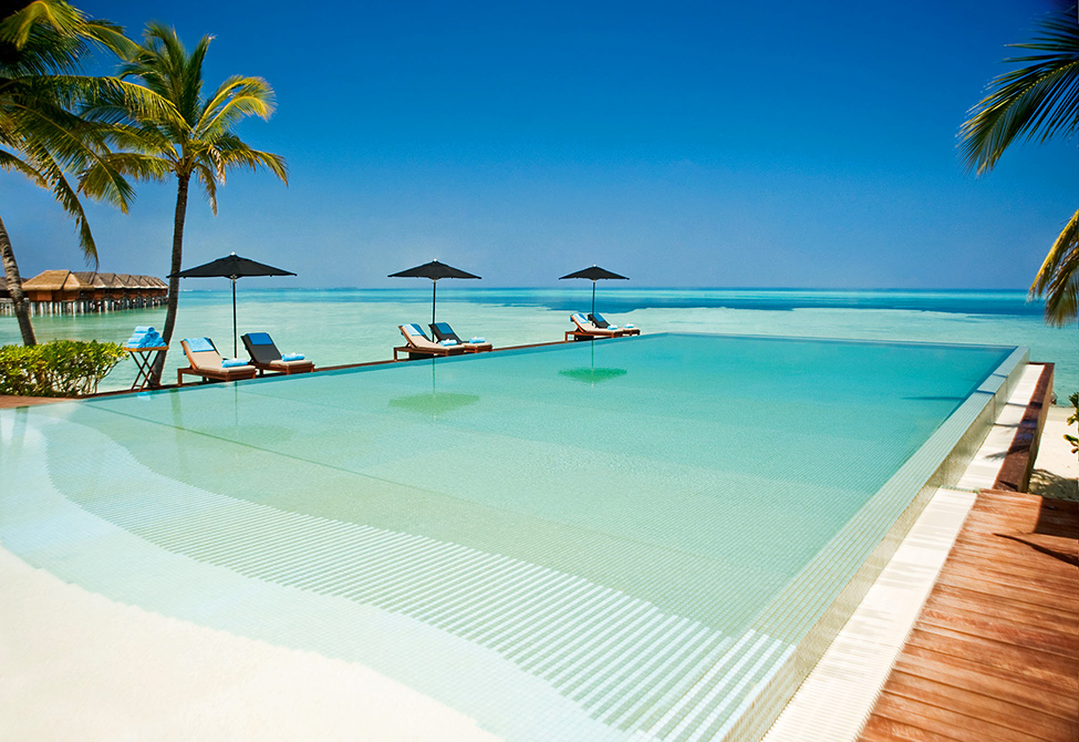   LUX Maldives    ,     